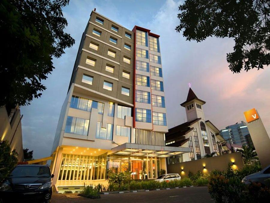 V Hotel Tebet จาการ์ตา ภายนอก รูปภาพ
